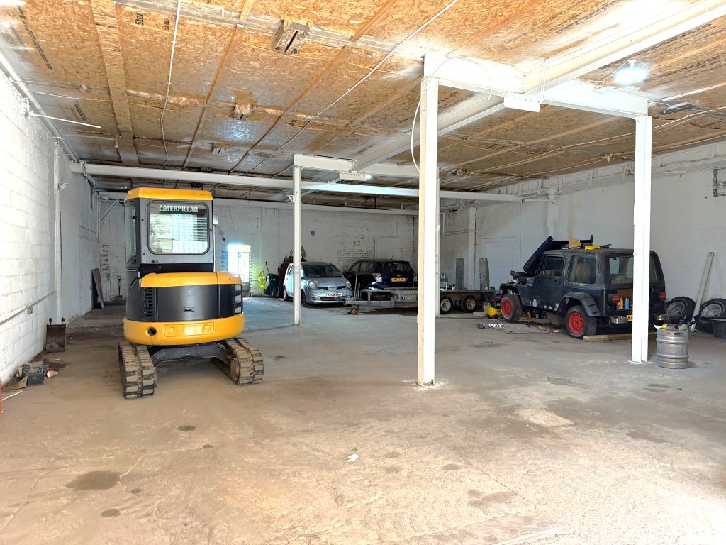 Property photo 2 of 7