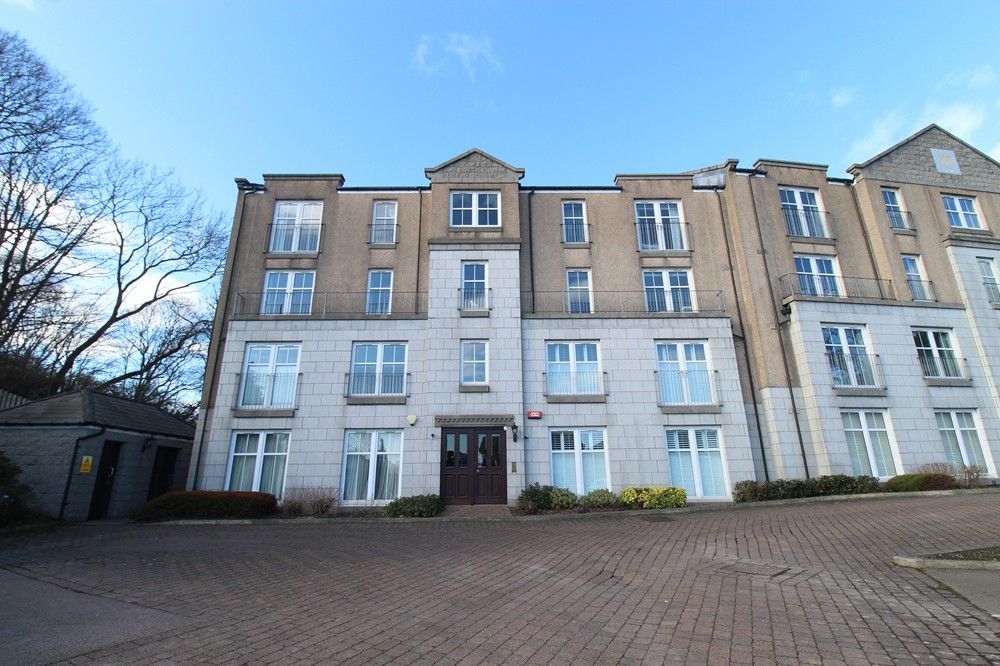 Property photo 3 of 13 External 1