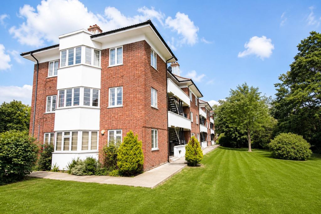 Property photo 1 of 6 6c2608A2-773B-4Af5-9A82-890F3Dd26481.Png