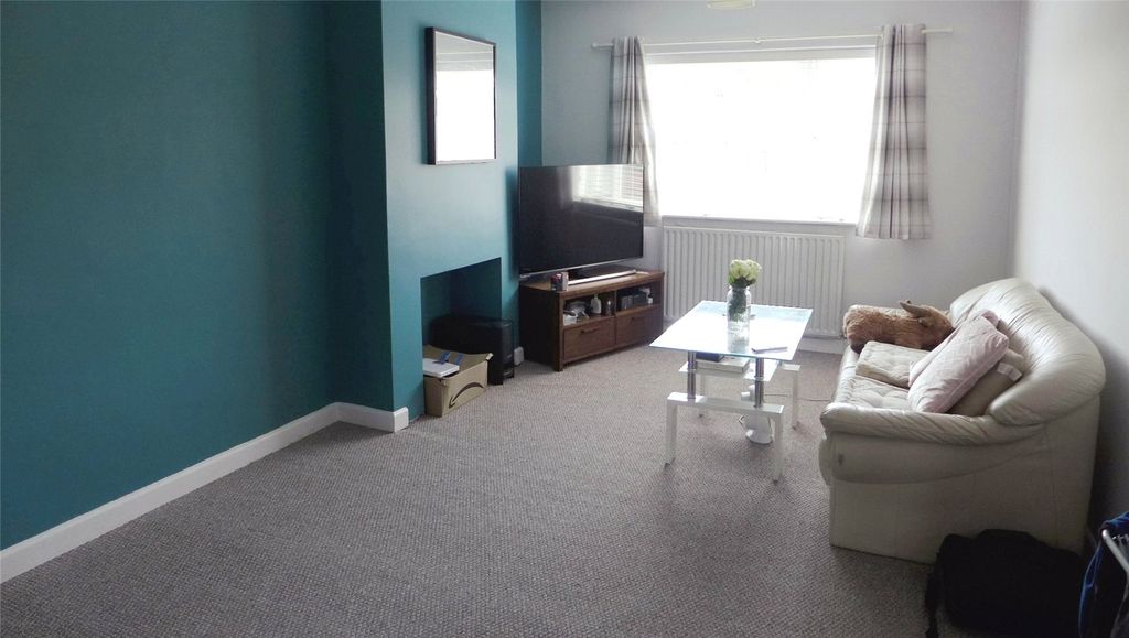 Property photo 2 of 15 Picture No. 13