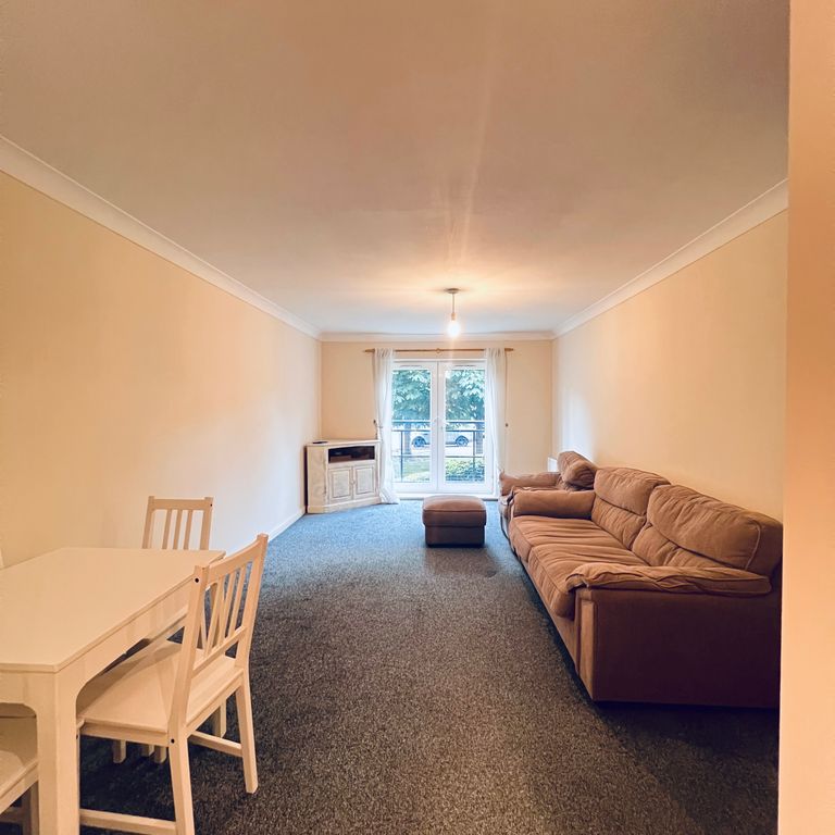 Property photo 3 of 11