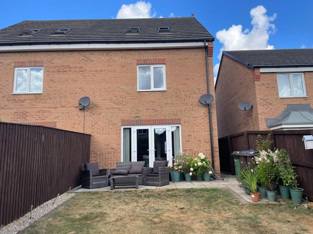 Property photo 2 of 2 Rear Garden
