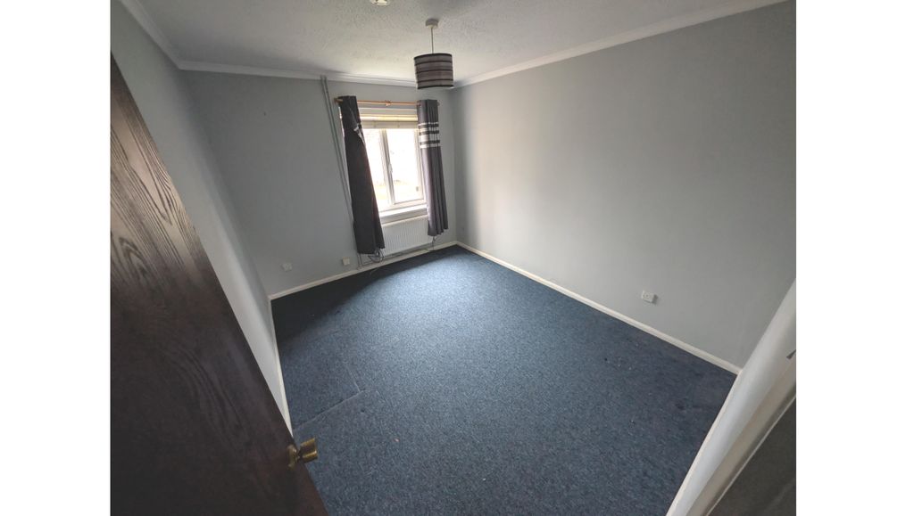 Property photo 3 of 7 R260225 359 - 37 Ouse Road, St. Ives, Cambridgeshire, Pe27  (8).Jpg