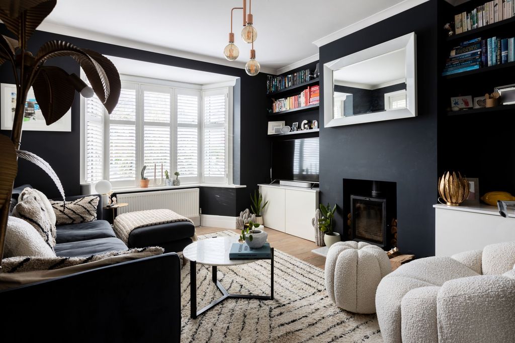 Property photo 1 of 25