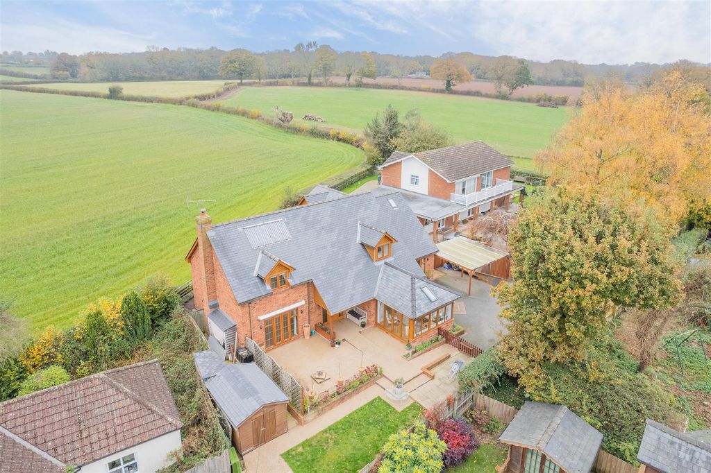 Property photo 1 of 35 Demesne Almeley (74 Of 78).Jpg