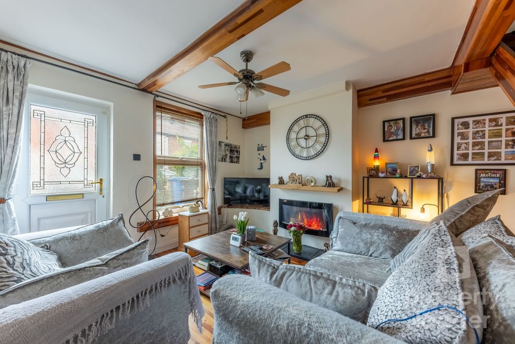 Property photo 3 of 16 Pl-2