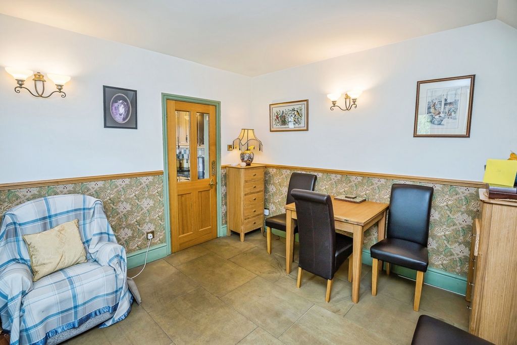 Property photo 3 of 16 Dining Room