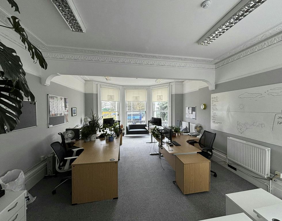 Property photo 3 of 5 Old Steine 2