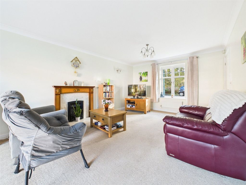 Property photo 3 of 18 Picture No. 02