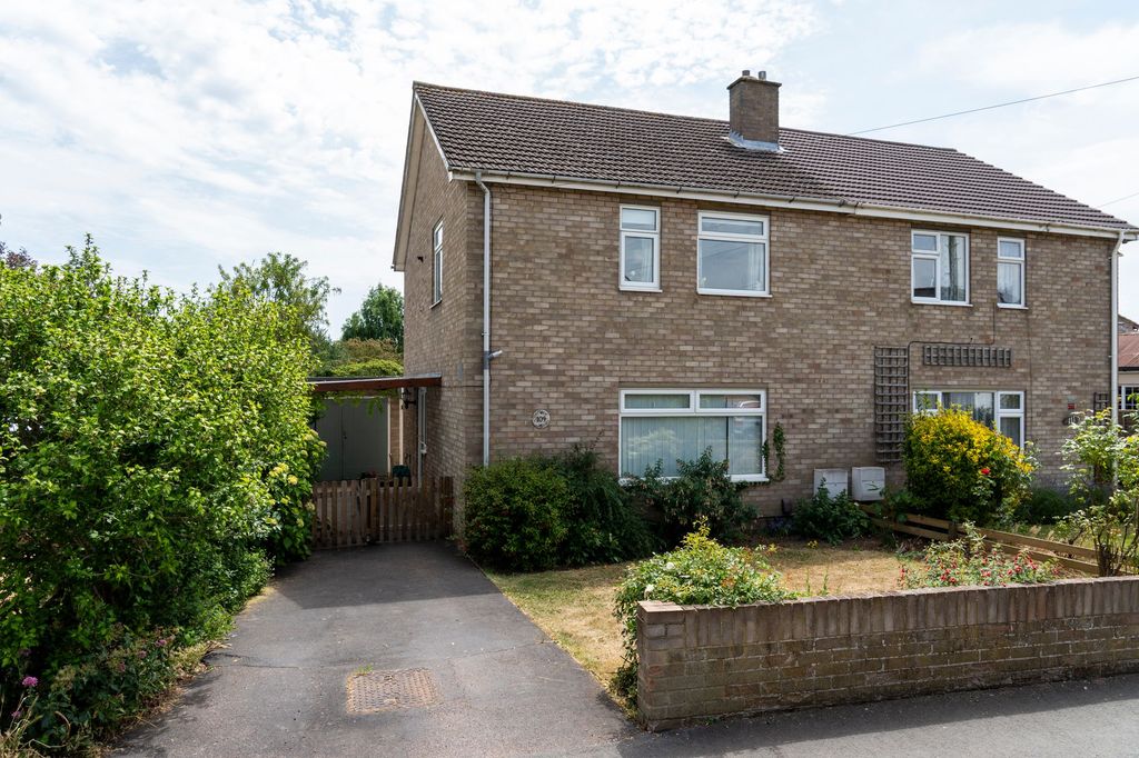 Property photo 1 of 19