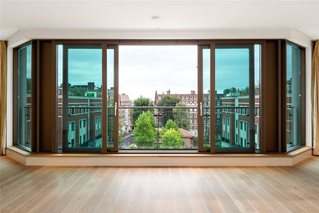 Property photo 3 of 19