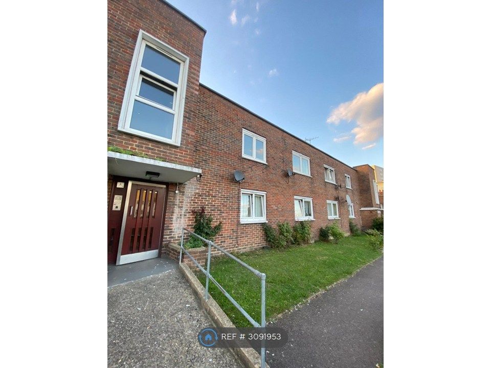 Property photo 2 of 12