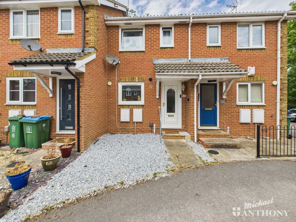 Property photo 1 of 14 Cam03852G0-Pr0353-Still004