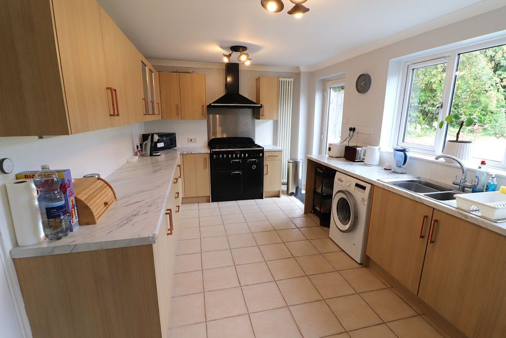 Property photo 3 of 21 Picture No. 39