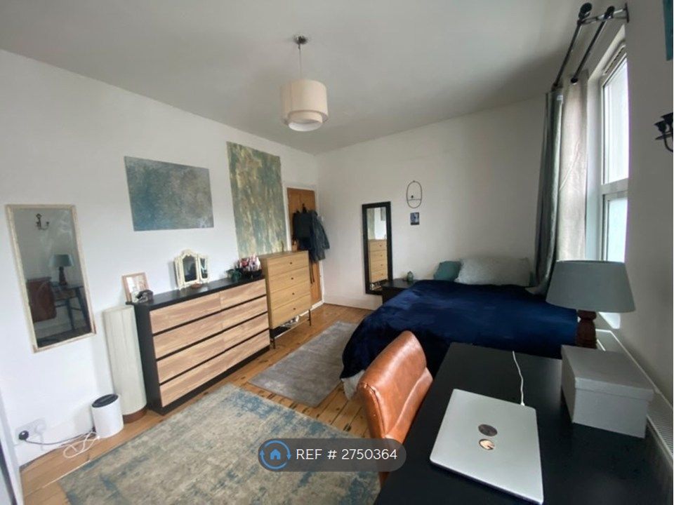 Property photo 3 of 13
