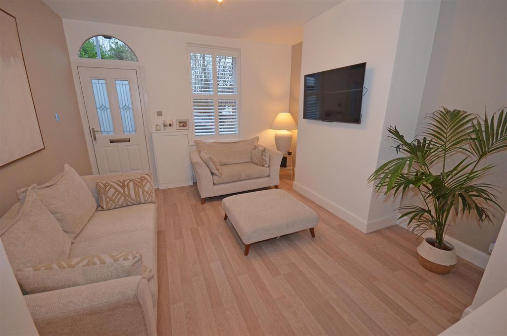 Property photo 2 of 23 01A.Jpg