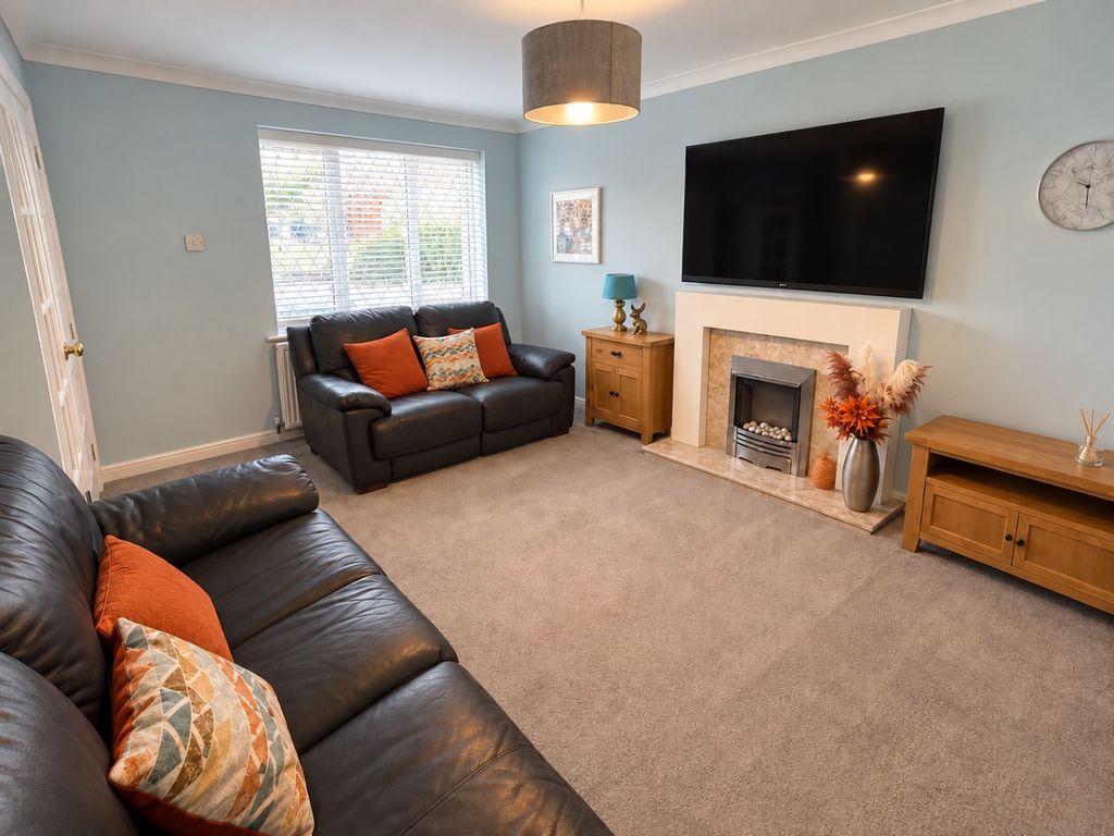 Property photo 2 of 12 5563672