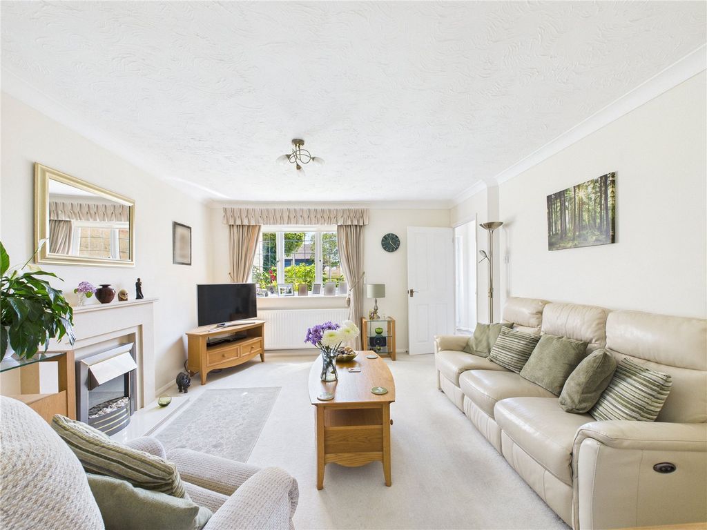 Property photo 3 of 20 Picture No. 07