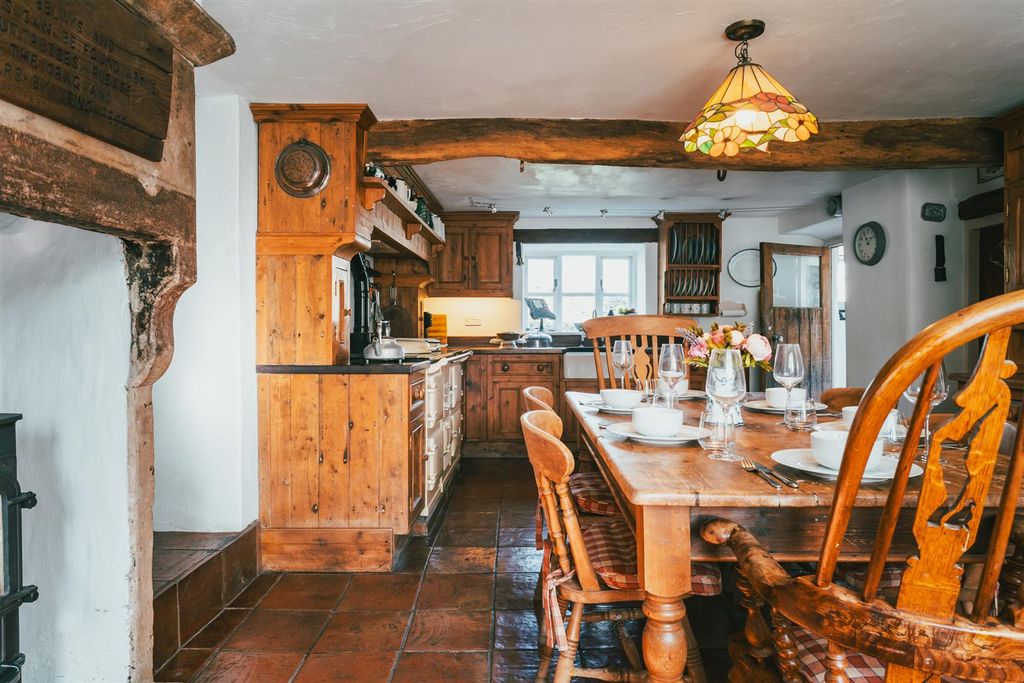Property photo 2 of 39 Dining Kitchen