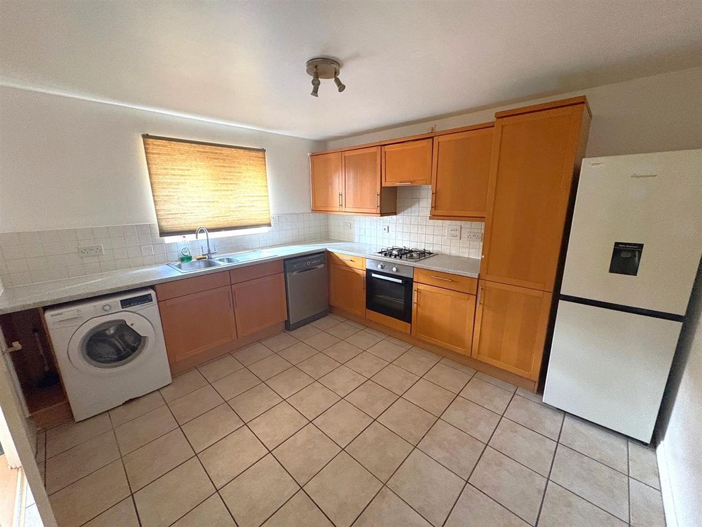 Property photo 2 of 15 Img_2122.Jpeg