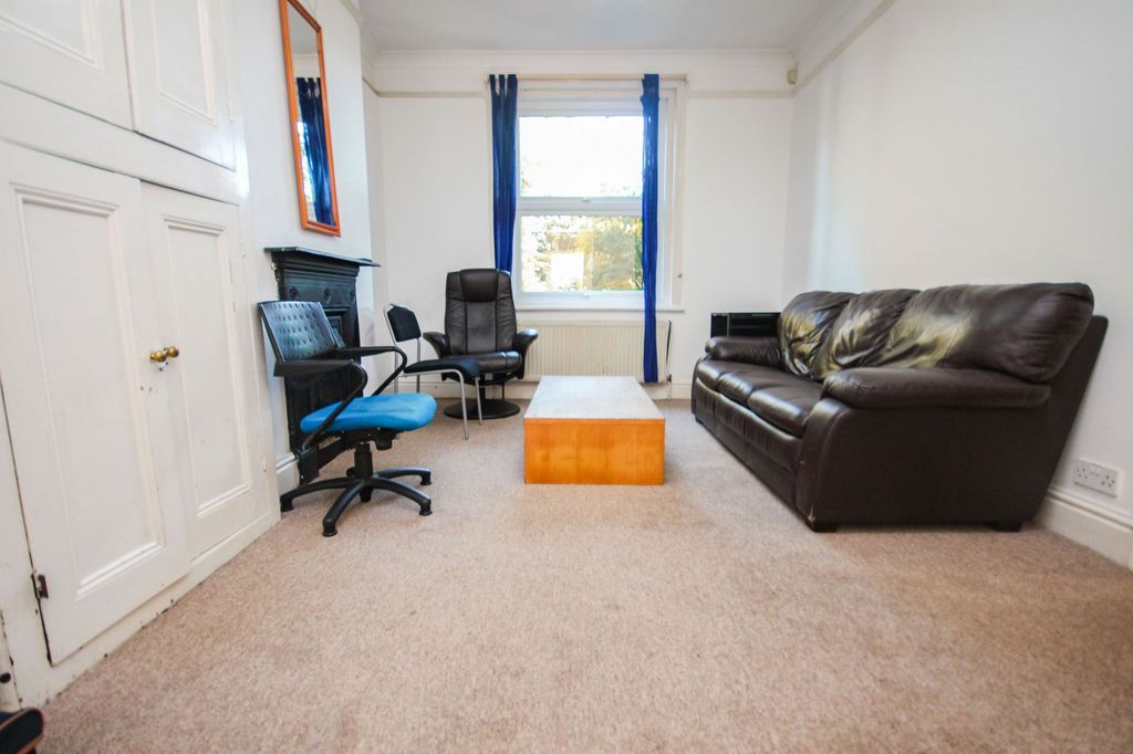 Property photo 2 of 11 Photo 14