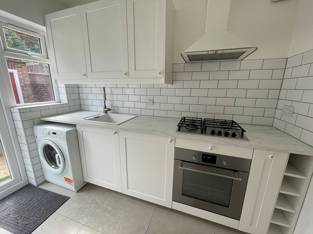 Property photo 2 of 9 Property