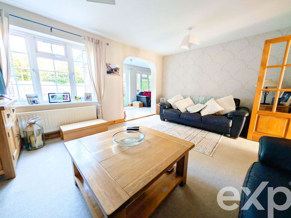 Property photo 3 of 25