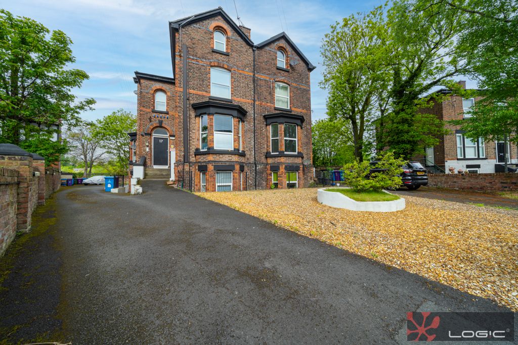 Property photo 3 of 19