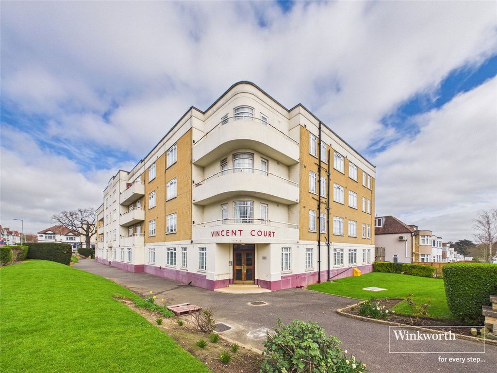 Property photo 1 of 15 External Front