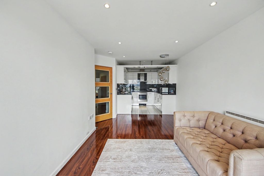 Property photo 1 of 13 Img_7888