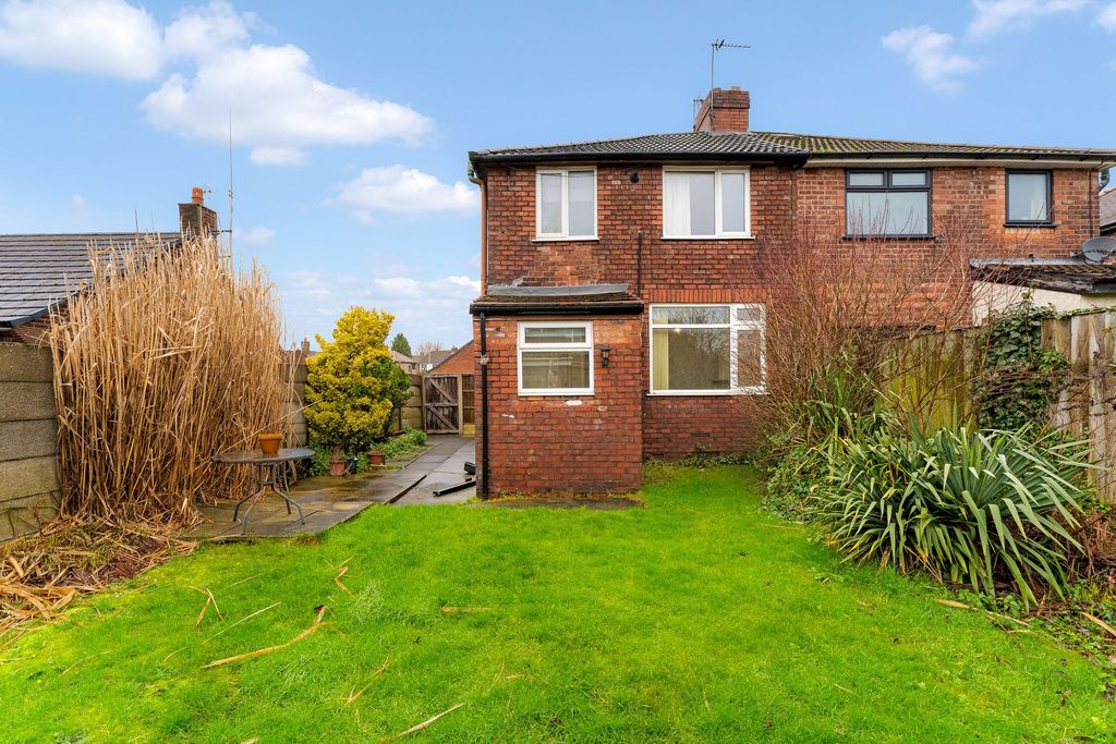 Property photo 2 of 22