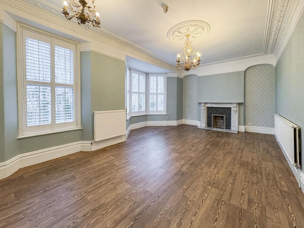 Property photo 2 of 20 Img_6099.Vbekh.Jpg