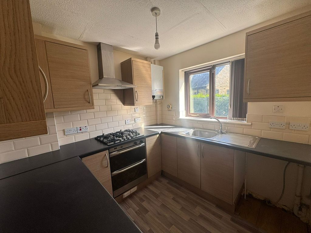 Property photo 3 of 17 Image