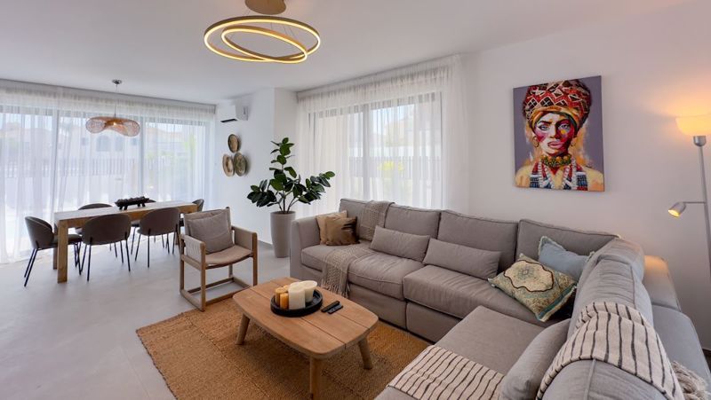 Property photo 3 of 36 Open Plan Living...