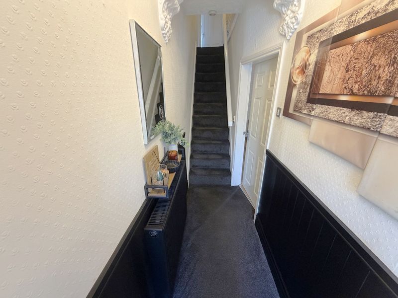 Property photo 3 of 31 Hallway