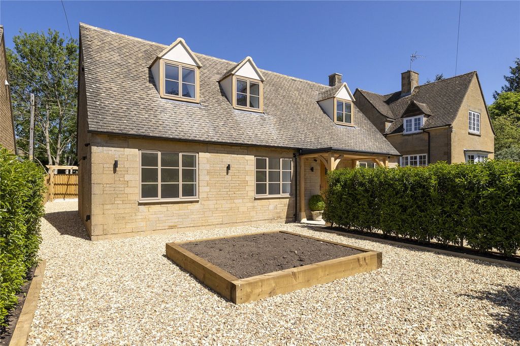 Property photo 2 of 13 Coreley