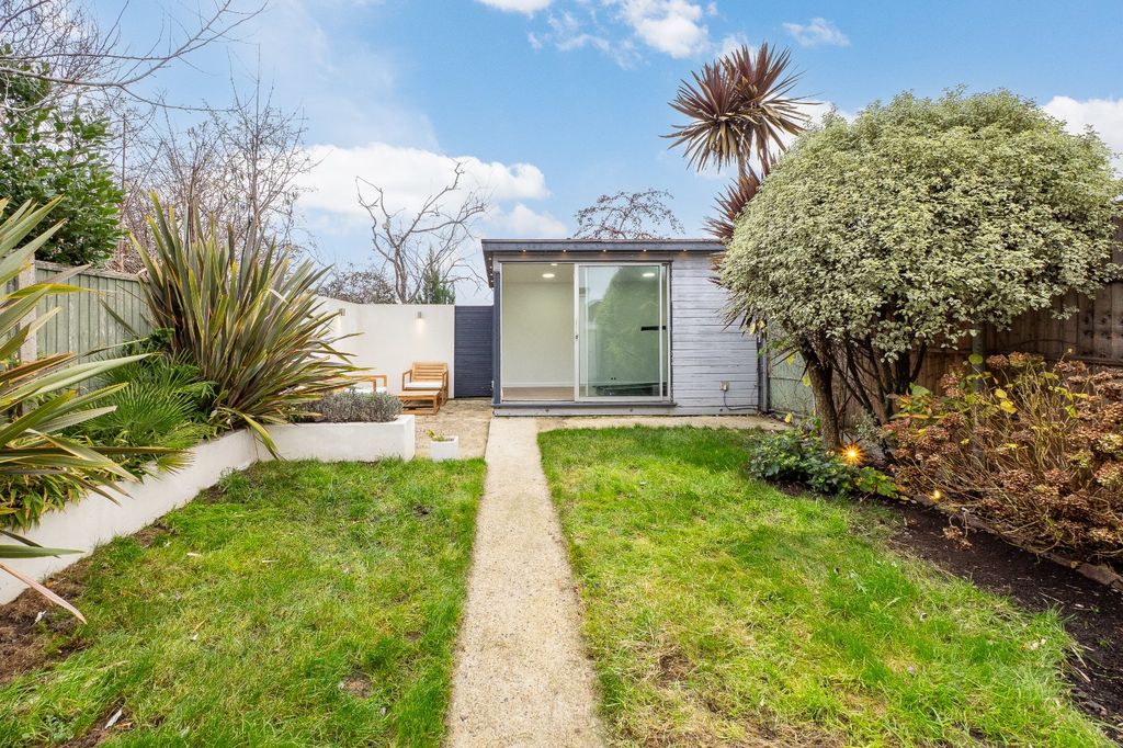 Property photo 3 of 16 Picture No. 37