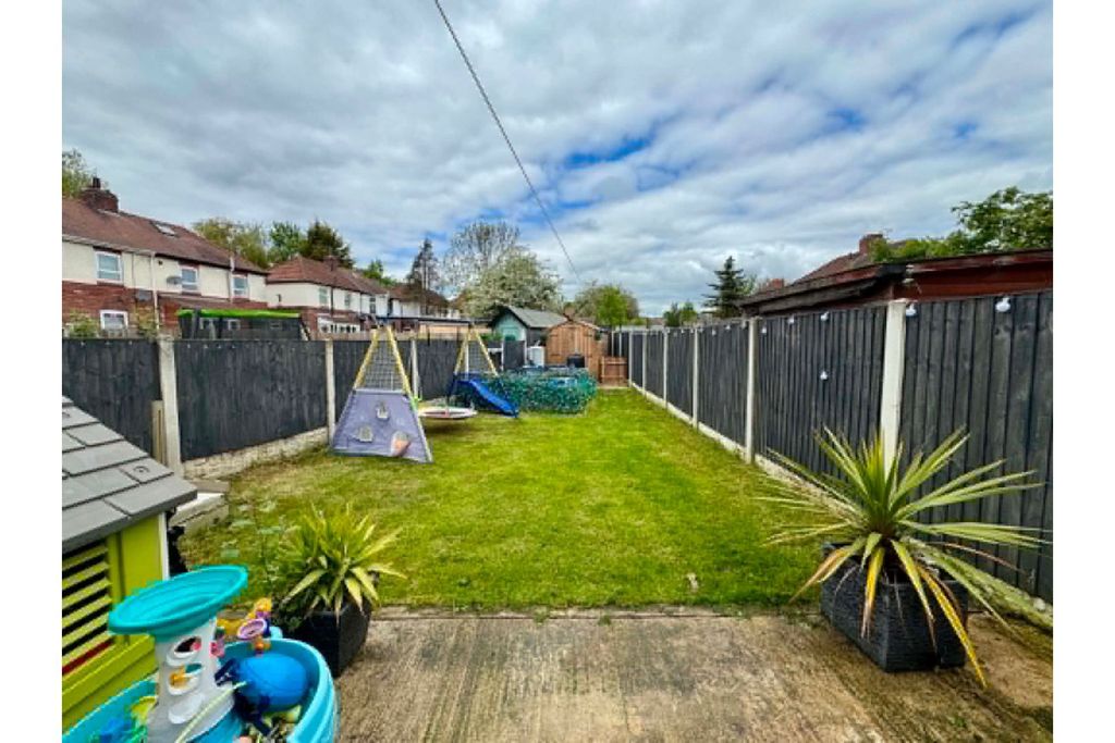 Property photo 2 of 9
