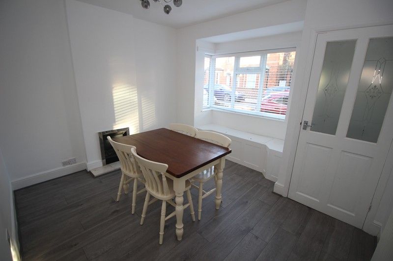 Property photo 2 of 12 Front Reception