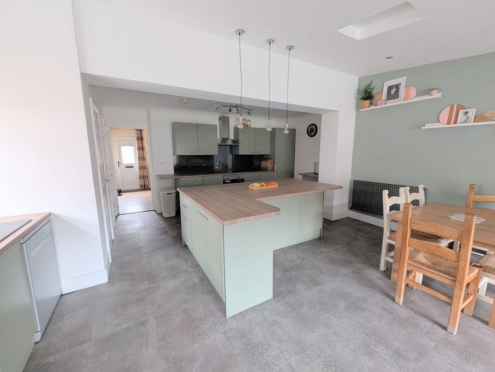 Property photo 2 of 15 Not Specified