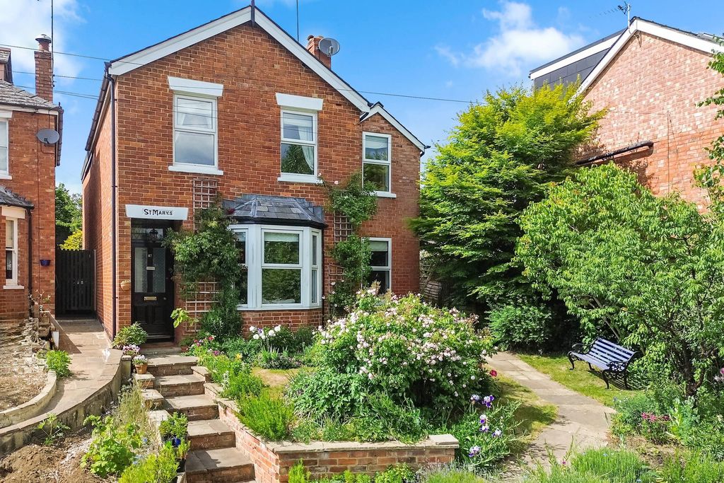 Property photo 1 of 25