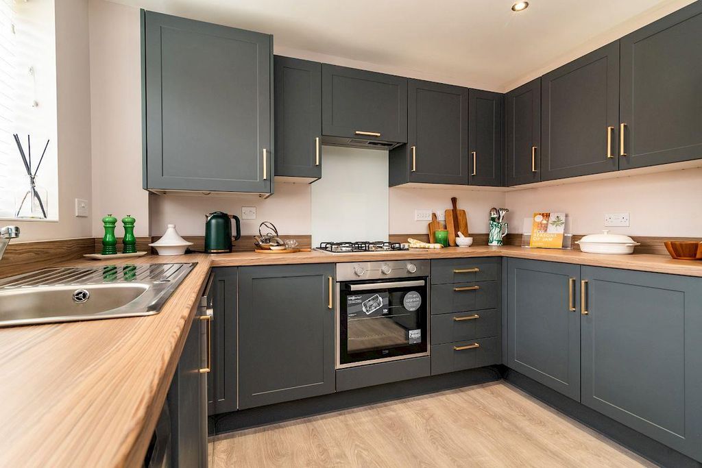 Property photo 3 of 7 Kilkenny_Kitchen.Jpg