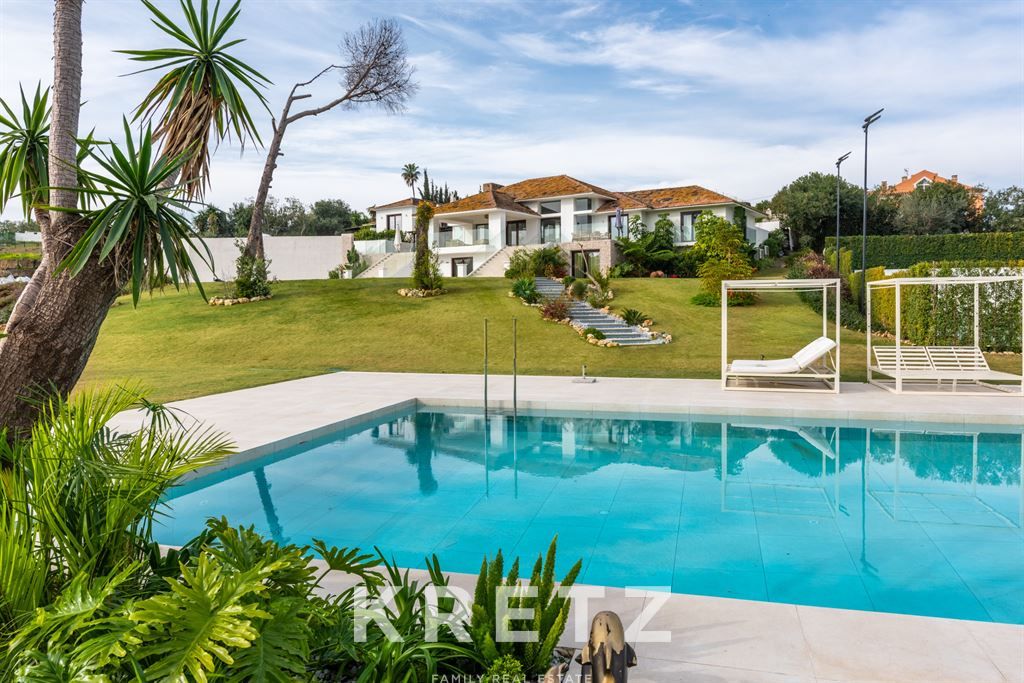 Property photo 1 of 28