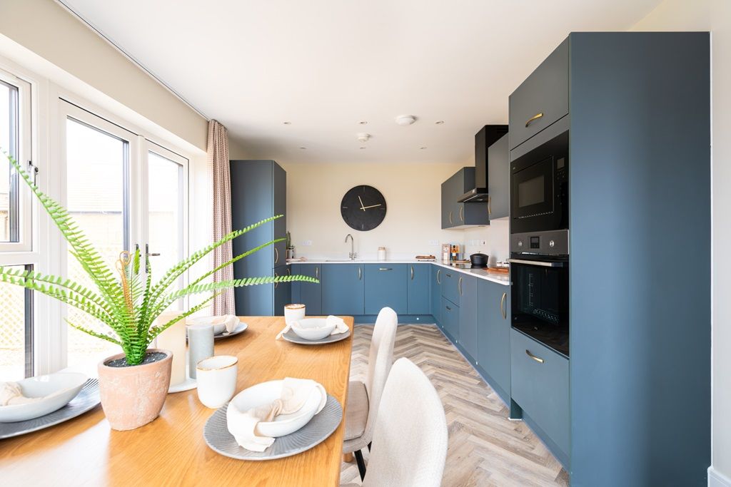Property photo 3 of 13 Open Plan For Cooking And Eating