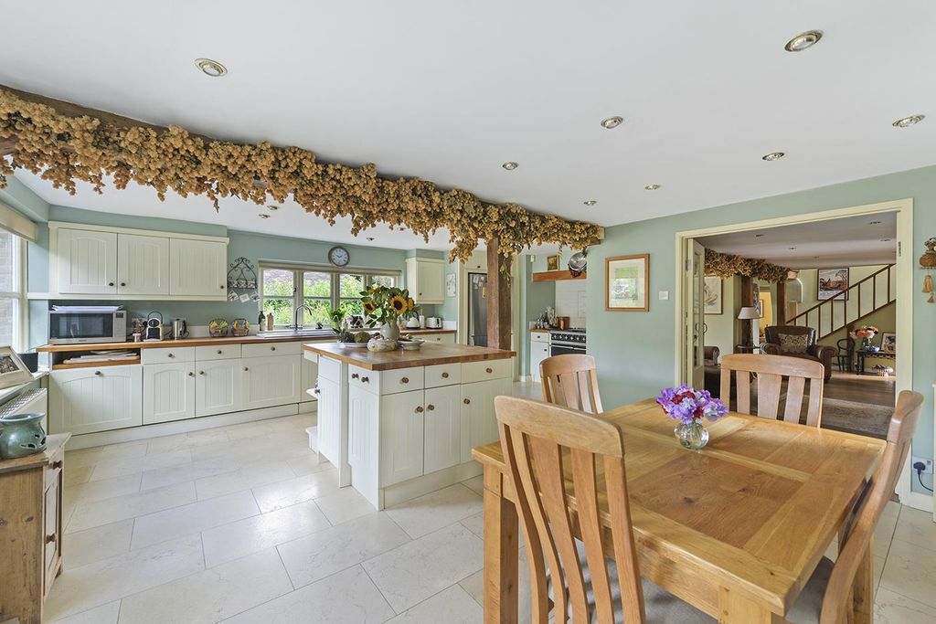 Property photo 2 of 36 Oastulcombe14.Jpg