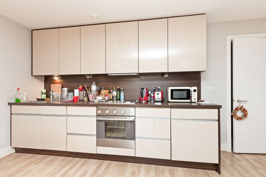 Property photo 2 of 10 c94F2F43-0641-4Bbd-8