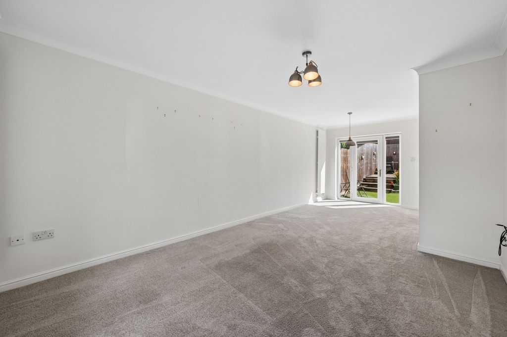 Property photo 2 of 44 Photo 2