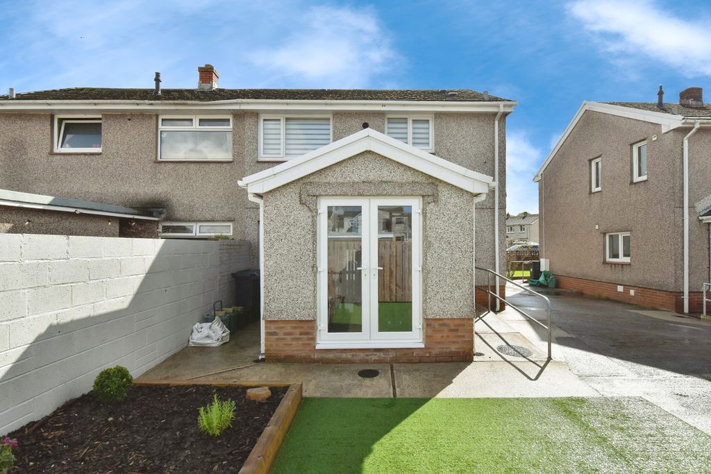 Property photo 1 of 17 Photo