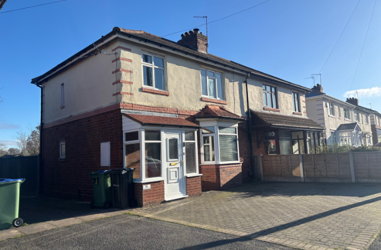 Property photo 2 of 11