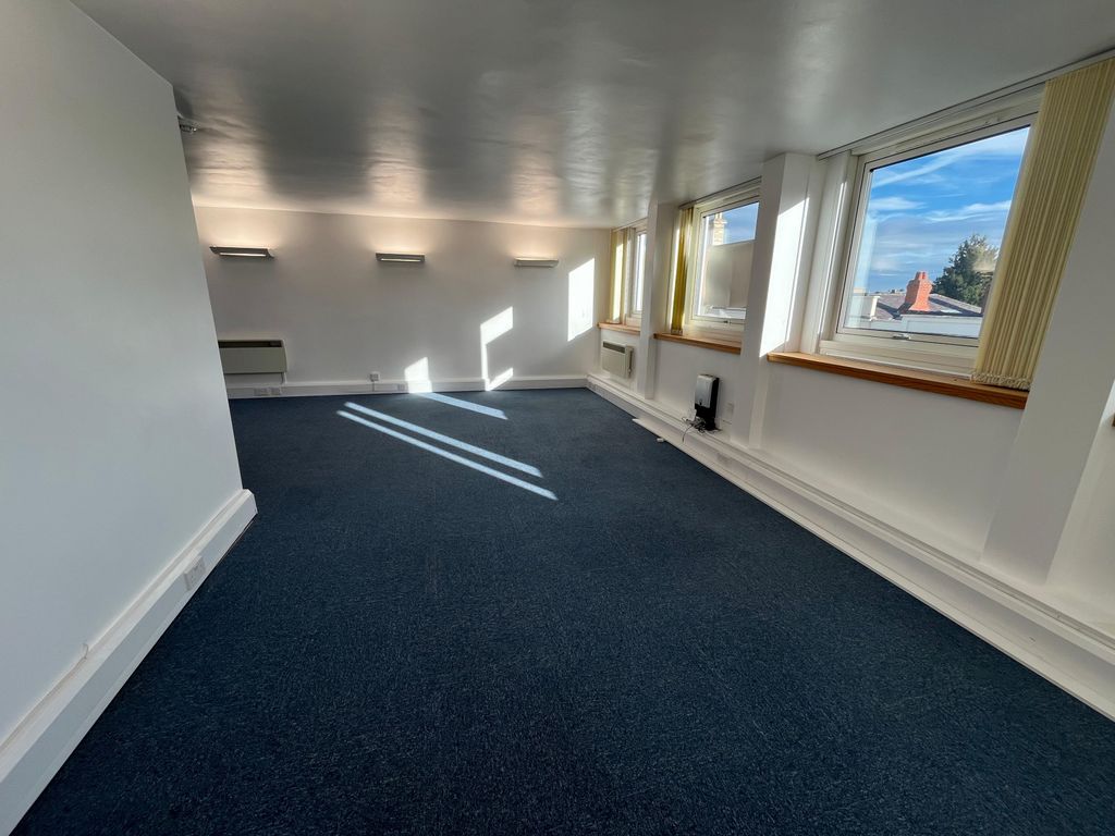 Property photo 3 of 5 Gallery